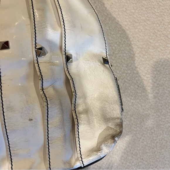 Valentino Garavani  White Studded Bag 1000% - Picture 9 of 11